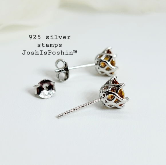 2CT. T.W. Orange Moissanite round cut stud earrings in sterling silver - Picture 10 of 13